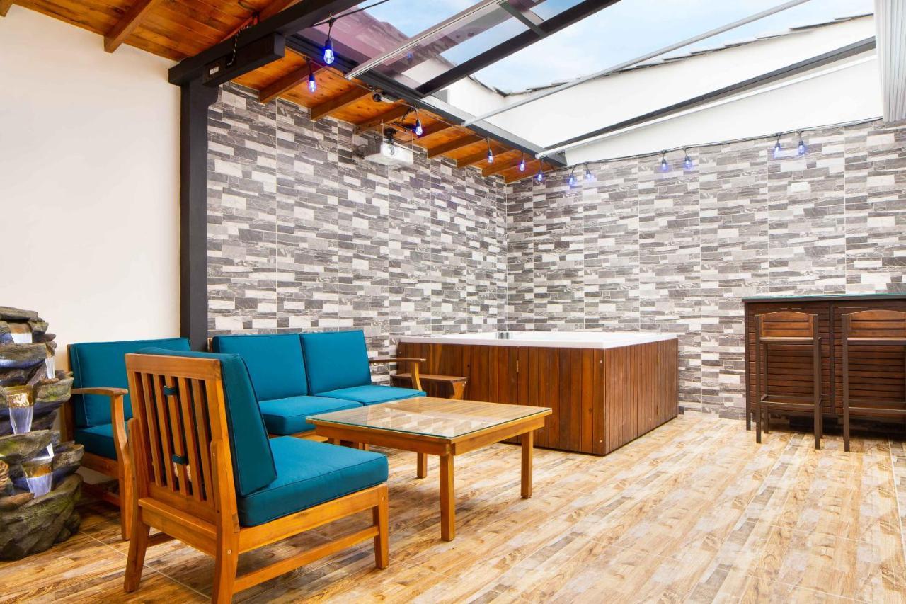 Miracle Aparthotel Medellin Luaran gambar